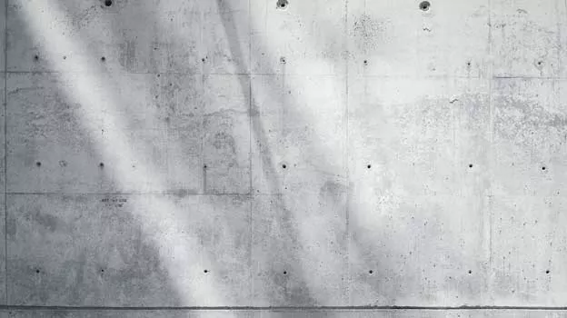 Peinture pour rafraîchir un mur extérieur en béton, Porto-Vecchio, Inside Casa